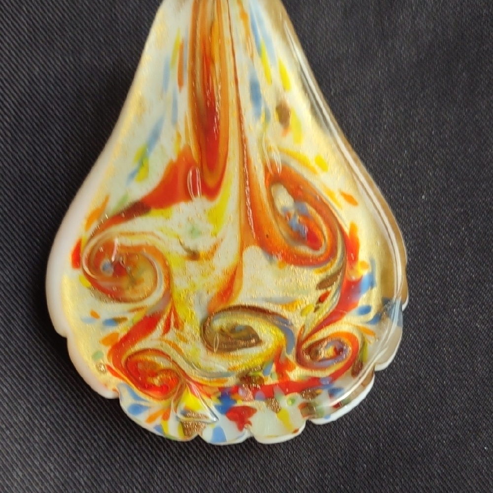 Beautiful Orange Swirl Glass Pendant - Picture 5 of 6